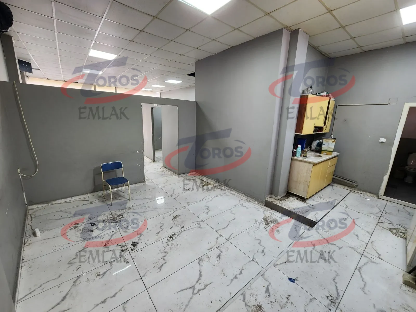 Toros Emlak'tan 205 Cadde Üzeri 70 m² Satılık Dükkan - fotoğraf 1