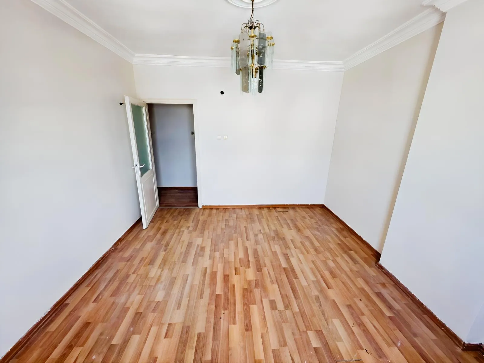 TOROS EMLAK'TAN ZEKİ AYAN MAH.'DE TEMİZ 3+1 SATILIK DAİRE - fotoğraf 14