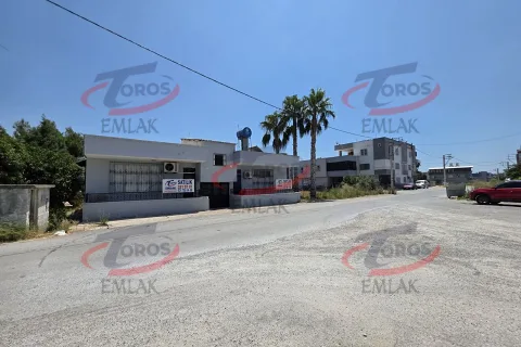 Toros Emlak'tan 388 m² TİCK İmarlı Köşe Başı Satılık Arsa Ve Bina - fotoğraf 2