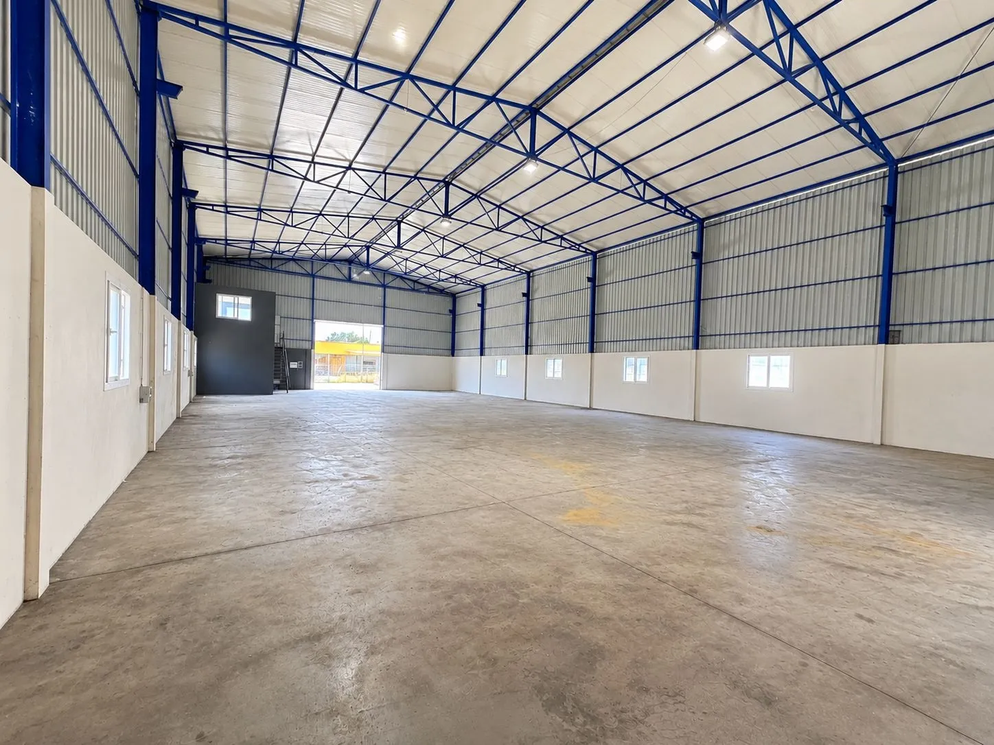 TOROS EMLAK'TAN AKDENİZ BAĞLARBAŞIN'DA KİRALİK 1000m2 DEPO - fotoğraf 7