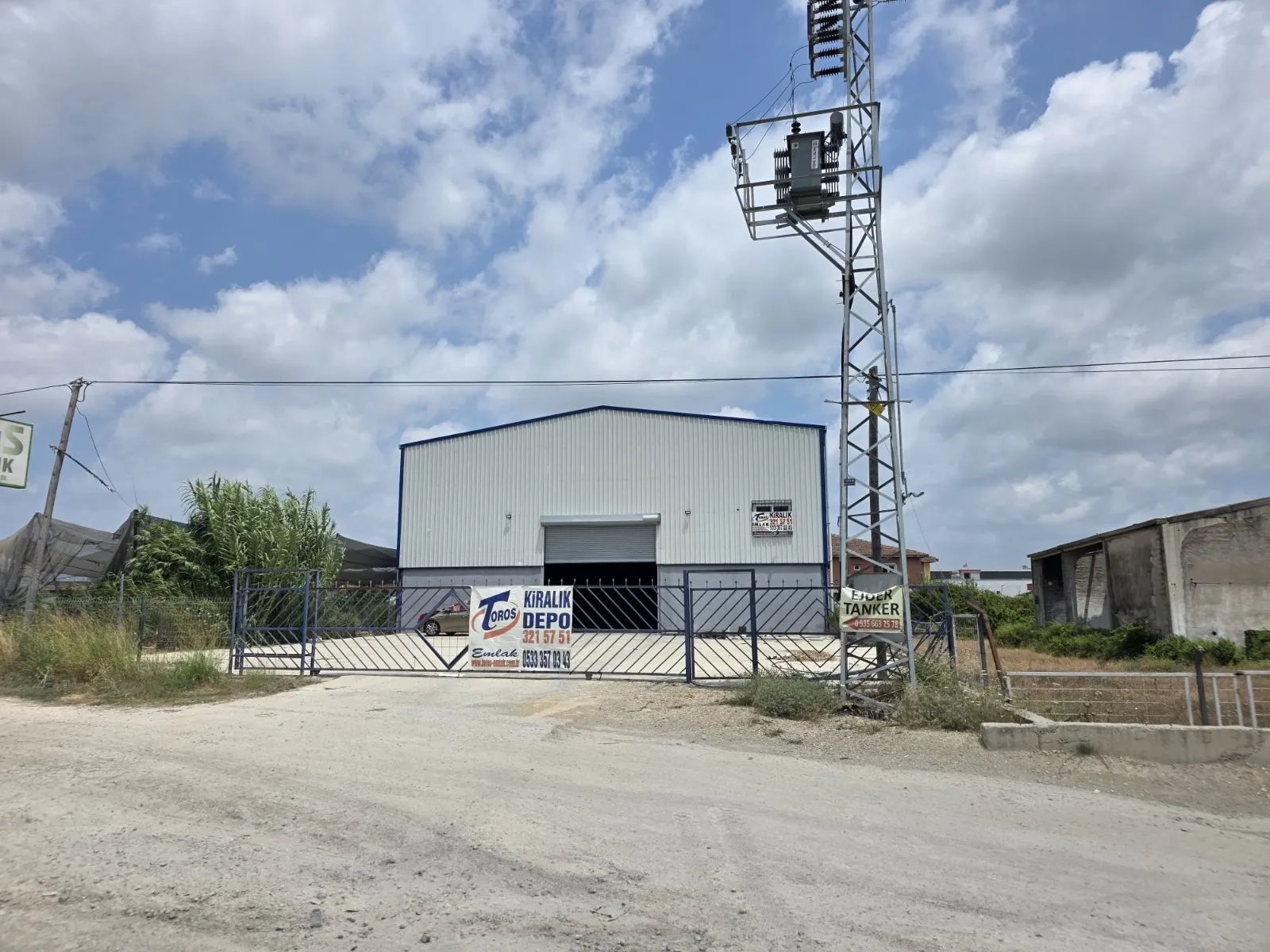 TOROS EMLAK'TAN AKDENİZ BAĞLARBAŞIN'DA KİRALİK 1000m2 DEPO - fotoğraf 13