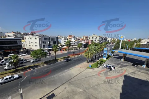Toros Emlak'tan GMK Üzeri 3+1 Geniş Cephesi Açık Satılık Daire - fotoğraf 1