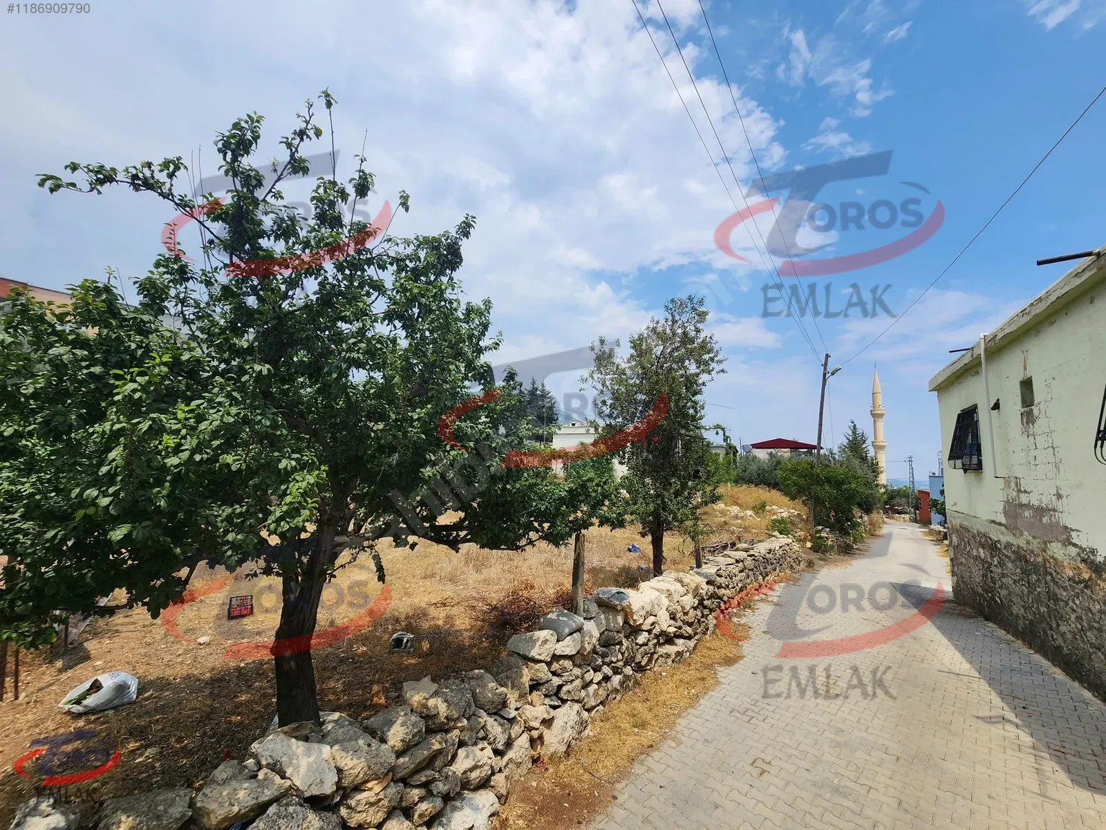 Toros Emlak'tan Kerimler'de 903 m² Villalık Arsa - fotoğraf 2