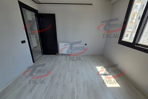 Toros Emlak 75. Yıl Mahallesi’nde 2+1 Geniş Kiralık Daire - fotoğraf 23