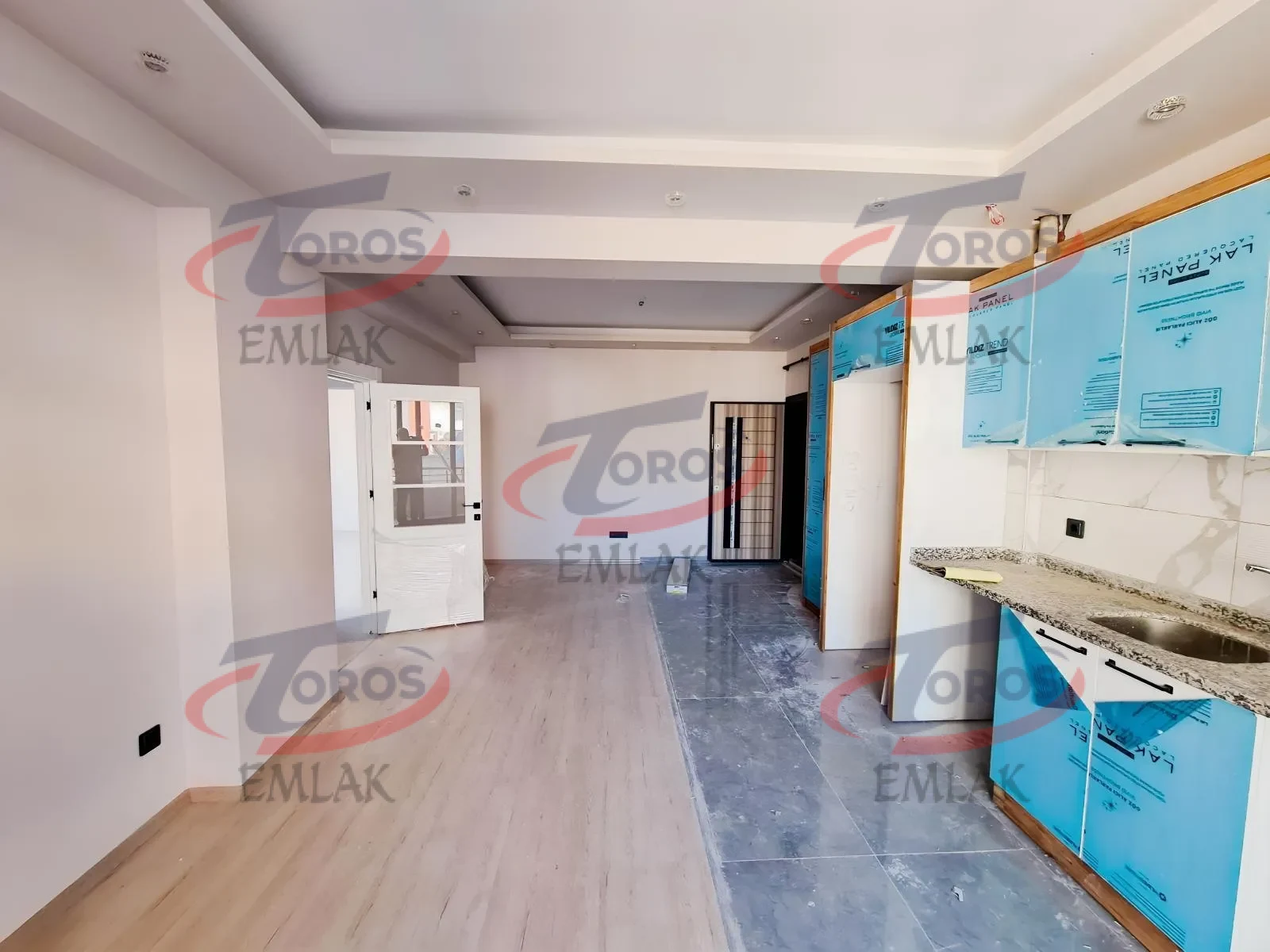 Toros Emlak'tan İhsaniye Mahallesi Satılık 2+1 Sıfır Daire - fotoğraf 1